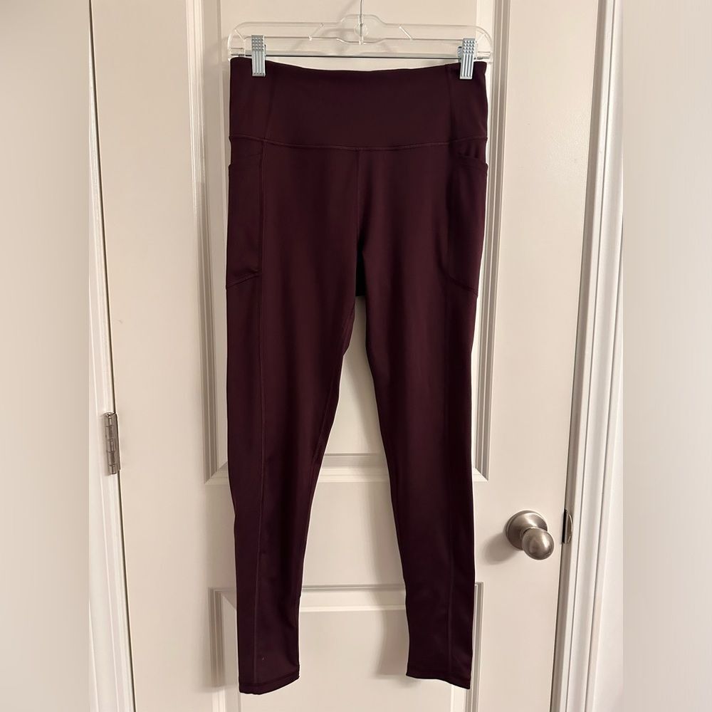 Victoria’s Secret Burgundy Leggings Size Medium 10/170/72A‎ Side Pockets